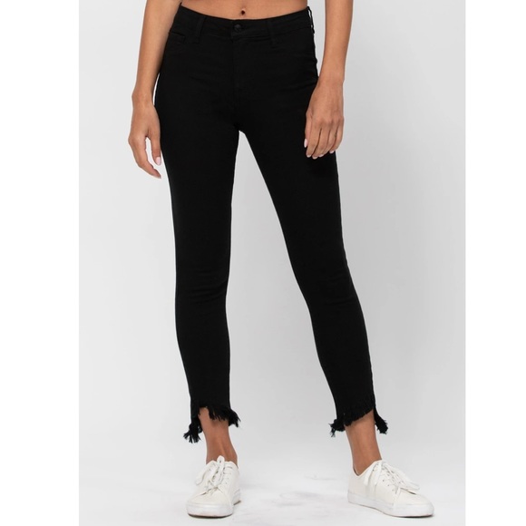 Cello Pants - CELLO Mid Rise Black Crop Skinny w. Fray Hem
